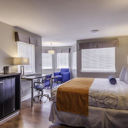Guesthouse Inn & Suites לקסינגטון חדר תמונה