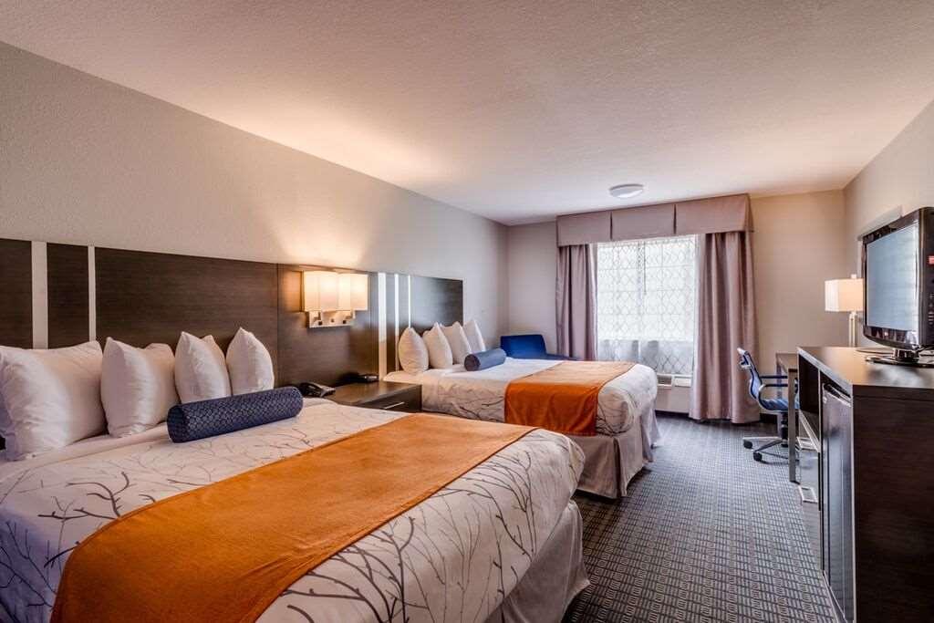 Guesthouse Inn & Suites לקסינגטון חדר תמונה